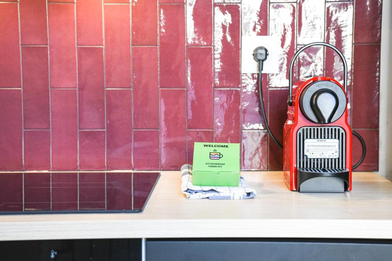 Bail Mobilite - Grand Appartement 1 Chambre マルセイユ エクステリア 写真